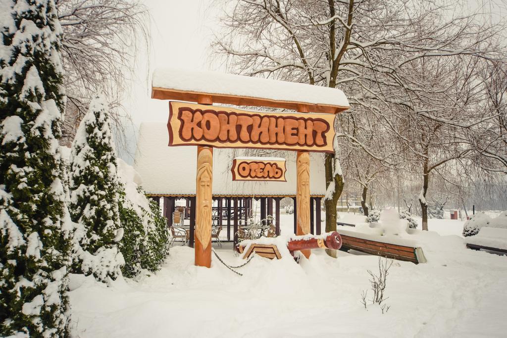 Hotel Continent Polyana  Extérieur photo